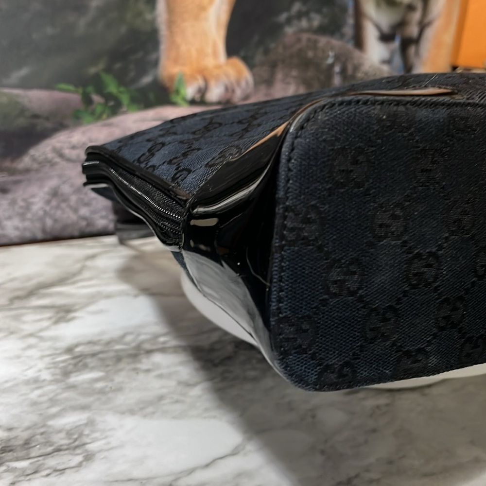 Gucci Black Monogram Tote Bag - Picture 12 of 16